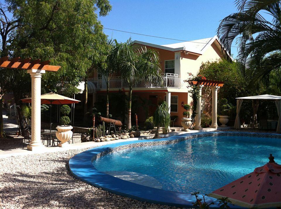 Palm Inn Hotel Port-au-Prince Exteriör bild